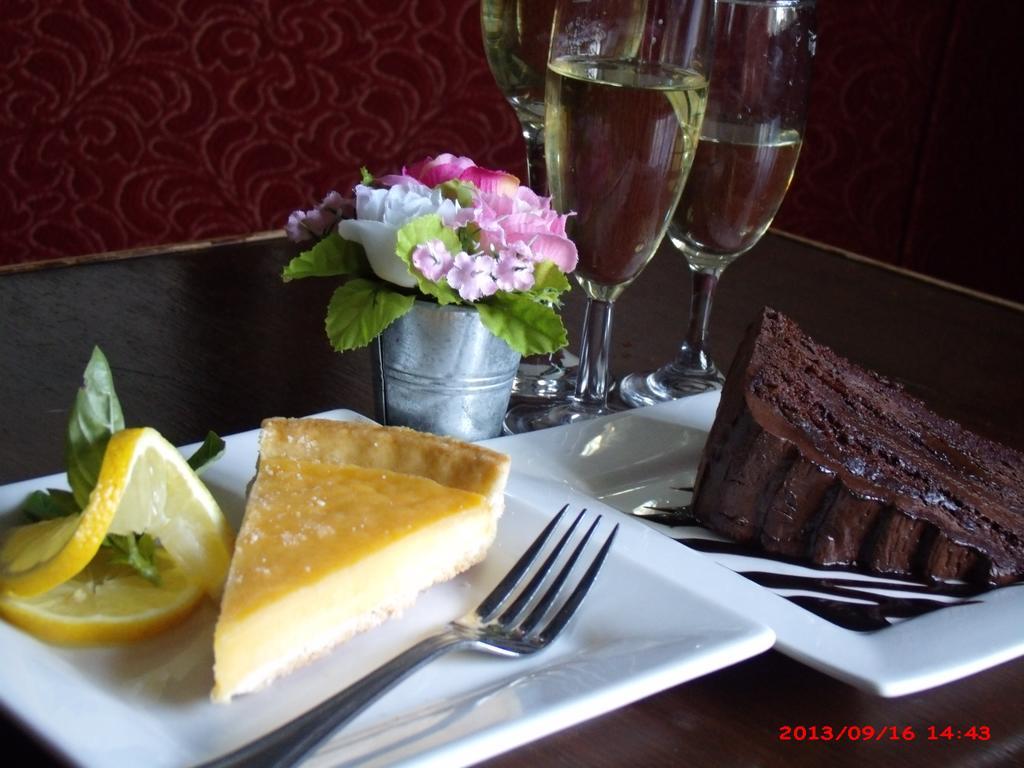 Hotel Ty Llew Llandysilio Esterno foto